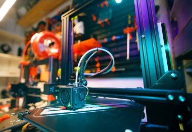 3d yazıcı üretim süreci prototip model ev atölye aracı duvar yaratıcı alan