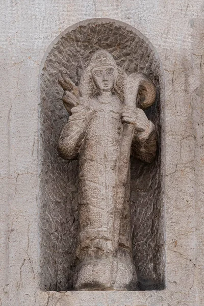 Религиозная Статуя Католической Церкви Франции — стоковое фото