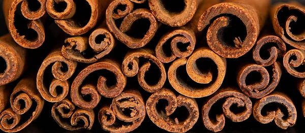 Close Pile Cinnamon Sticks — Stock Photo, Image