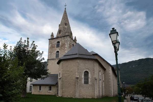프랑스 알프스 산맥에 Autrans 교회의 — 스톡 사진