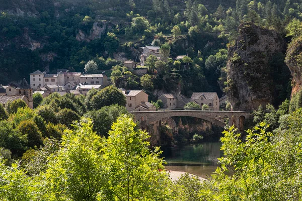 Village Saint Chly Tarn Its Bridge Tarn Gorges France — Stock Photo, Image