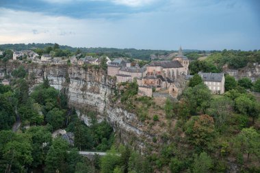 Bozul Kanyonu ve Aveyron, Fransa 'daki mimarisi