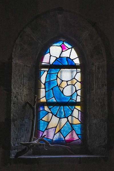Marias Glassmaleri Katolsk Kirke – stockfoto