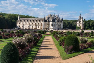 Chenonceau Kalesi ve Fransa 'nın Loire Vadisi' ndeki bahçeleri.