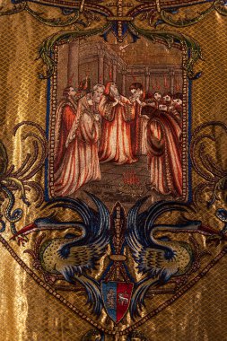 Fransa 'daki Albi Katedrali' nde eski bir dini cübbe üzerine nakış.