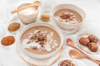 Baharatlı kestane çorbası