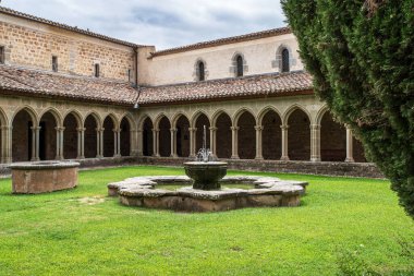 Fransa 'nın güneyinde Saint Hilaire' deki Cathar Manastırı