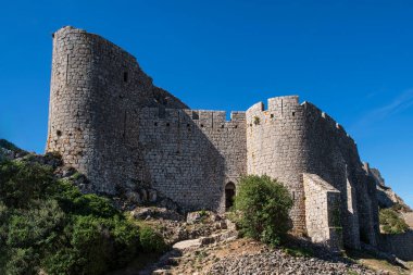 Fransa, Languedoc 'ta bulunan Cathare de Peyrepertuse Şatosu
