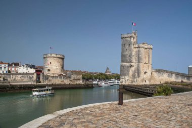Fransa 'daki La Rochelle limanının antik mimarisi