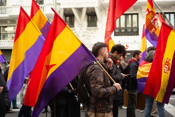 Mehrere Menschen Mit Fahnen Der Republik Während Eines Protests Gegen — Stockfoto