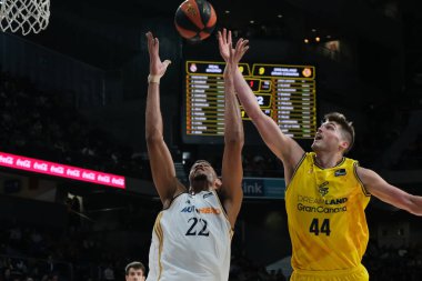 Real Madrid 'den Edy Tavares, Real Madrid ile Dreamland Gran Canaria arasında oynanan maç sırasında 10 Aralık 2023 tarihinde İspanya' nın başkenti Madrid 'de oynanan WiZink Center' da oynanmıştır.