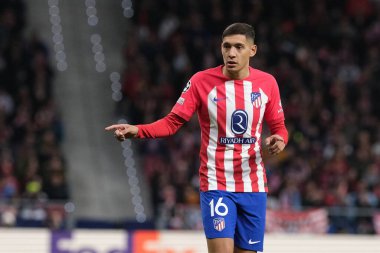Madrid 'deki UEFA Şampiyonlar Ligi sırasında Atletico de Madrid' den Nahuel Molina ve 13 Aralık 2023 'te Madrid, İspanya' daki SS Lazio Mertropolitano Stadyumu. 