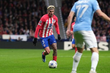 Madrid UEFA Şampiyonlar Ligi sırasında Madrid 'den Rodrigo De Paul ve İspanya' nın Madrid kentinde 13 Aralık 2023 tarihinde SS Lazio Mertropolitano Stadyumu. 
