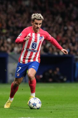 Madrid UEFA Şampiyonlar Ligi sırasında Atletico de Madrid 'den Antoine Griezmann ve 13 Aralık 2023 tarihinde Madrid, İspanya' da SS Lazio Mertropolitano Stadyumu. 