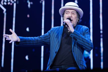 Joaquin Sabina 18 Aralık 2023 tarihinde İspanya 'nın Madrid şehrinde WiZink Center' da sahne almaktadır..