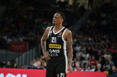 Partizan Mozzart Bet 'ten James William Nunnally Belgrad, 21 Aralık 2023' te İspanya 'nın başkenti WiZink' te Real Madrid ile Partizan Belgrad arasındaki Türk Hava Yolları EuroLeague 'inde oynuyor.