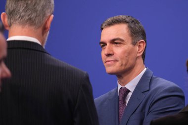  Başbakan Pedro Sanchez, İspanya 'nın İspanya başkanlığının 21 Aralık 2023 tarihinde İspanya' nın Madrid kentinde düzenlenen Ulusal Konferans Salonu 'ndaki kapanış konserine katıldı.
