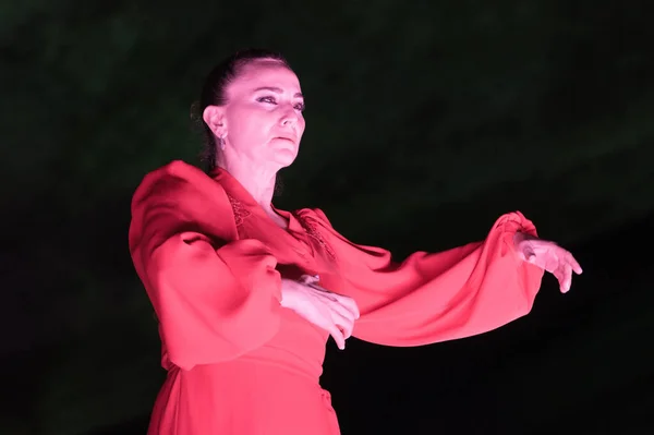 stock image Flamenco dancer Carmen Talegona performs during Sandra Carrasco's concert at the Church of Our Lady of Guadalupe in Madrid, December 29, 2023, Spain