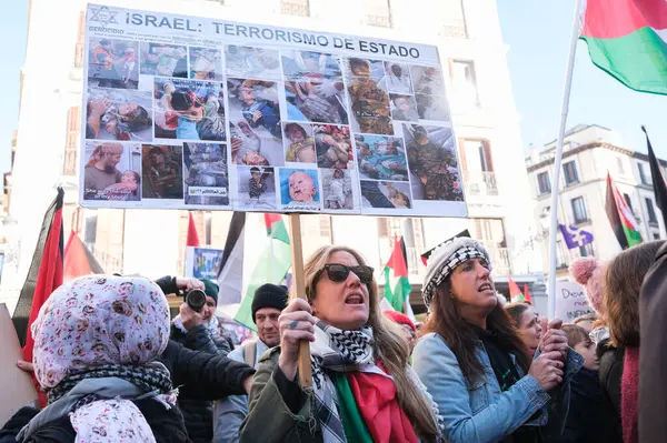 Demonstrators Protests Demonstration Support Palestine Front Ministry Foreign Affairs Dec — Stock Photo, Image