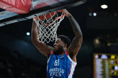 Anadolu Efes İstanbul 'da Real Madrid ile Anadolu Efes WiCenter arasında oynanan Türk Hava Yolları EuroLeague karşılaşmasında Jones Tyrique of Anadolu Efes Istanbul, İspanya.