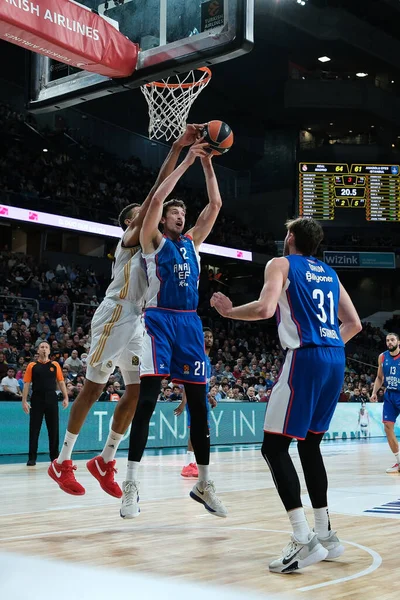 Real Madrid ile Anadolu Efes WiCenter arasında oynanan Türk Hava Yolları EuroLeague karşılaşmasında Anadolu Efes İstanbul 'lu Pleiss Tibor, 5 Ocak 2024 tarihinde İspanya' nın Madrid kentinde oynanan karşılaşmada.