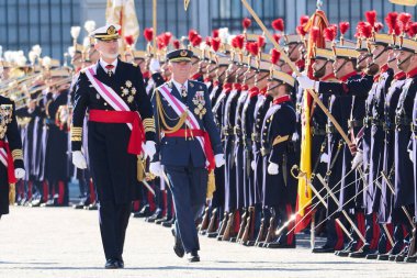  İspanya Kralı VI. Felipe, 6 Ocak 2024 tarihinde İspanya 'nın Madrid kentinde düzenlenen Pascua Askeri Töreni' ne katıldı.