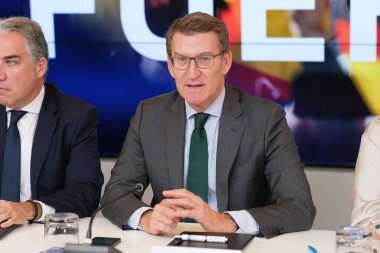 Partido Popüler 'in başkanı Alberto Nunez Feijoo, partido Popüler Yönetim Komitesi' nin 9 Ocak 2024 'te İspanya' nın Madrid kentinde yaptığı toplantıda....