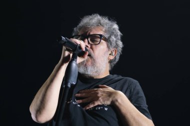 Şarkıcı İvan Ferreiro, 13 Ocak 2024 tarihinde İspanya 'nın Madrid şehrinde düzenlenen INVERFEST WiZink Center' da bir konser sırasında.
