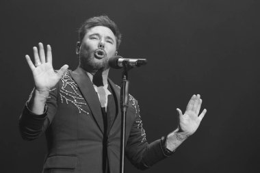 Şarkıcı Miguel Poveda, Inverfest 2024 'te 18 Ocak 2024' te İspanya 'nın Madrid şehrinde WiZink Center' da bir performans sergiledi..