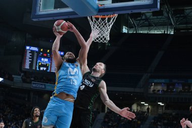 Movistar Estudiantes oyuncusu Movistar Estudiantes ile WiZink Center 'daki Club Betis arasında oynanan LEB Oro Maçı sırasında görüldü. Madrid 21 Ocak 2024 İspanya