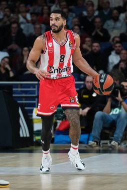 Olympiacos Pire 'den Mitrou Long Naz, 25 Ocak 2024 tarihinde İspanya' nın başkenti Madrid 'de oynanan Real Madrid ile Olympiacos Pire arasında oynanan EuroLeague karşılaşmasında.