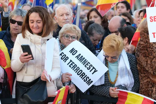 Honderden Mensen Tijdens Een Demonstratie Madrid Hun Afwijzing Van Het — Stockfoto