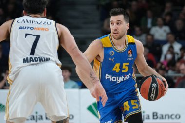 Maccabi Tel Aviv 'den Blatt Tamir, Real Madrid ile Maccabi Tel Aviv arasında oynanan EuroLeague maçı sırasında 30 Ocak 2024 tarihinde İspanya' nın başkenti Madrid 'de oynanmıştır..