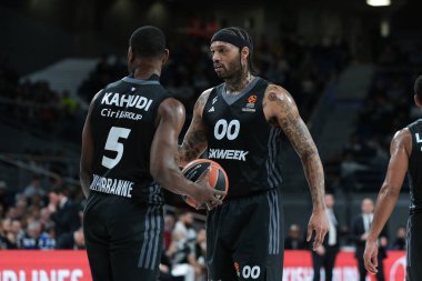 LDLC 'den Scott Mike Asvel Villeurbanne, Real Madrid ile LDLC Asvel arasında oynanan Türk Hava Yolları EuroLeague maçı sırasında 01 Şubat 2024' te İspanya 'nın başkenti Madrid' de oynanmıştır.. 