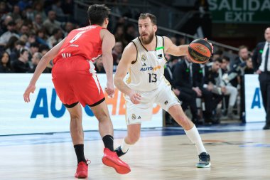 Real Madrid 'den Sergio Rodrguez Liga ACB Endesa maçında Real Madrid ile Basquet Girona arasında 4 Şubat 2024 tarihinde İspanya' da oynanan WiZink maçında