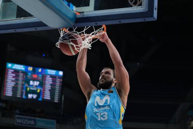 Movistar Estudiantes ile WiZink 'teki Clavijo arasında oynanan LEB Oro Maçı sırasında Movistar Estudiantes' in oyuncusu. 4 Şubat 2024 Madrid, İspanya