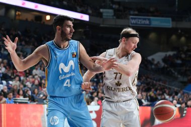Movistar Estudiantes ile WiZink 'teki Clavijo arasında oynanan LEB Oro Maçı sırasında Movistar Estudiantes' in oyuncusu. 4 Şubat 2024 Madrid, İspanya