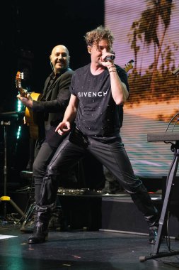 David Bisbal, İspanya 'nın Madrid şehrinde 7 Şubat 2024 tarihinde Eslava Tiyatrosu' nda düzenlenen 