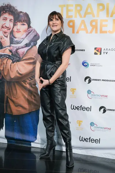 Şarkıcılar Marwan ve Rozalen, Madrid 'deki Palacio de la Prensa sinemasında çekilen 