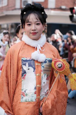 11 Şubat 2024 tarihinde İspanya 'nın Madrid şehrinde yapılan Çin Yeni Yıl Ejderha Geçidi sırasında birkaç kişi öldü. Dün, 10 Şubat 2024