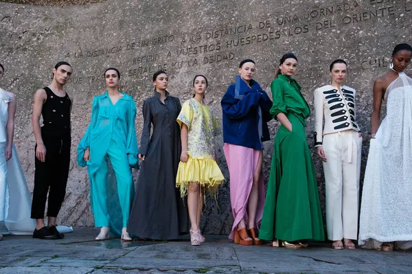 Modellparader Invigningen Madrid Moda 2024 Med Vid Centro Cultural Conde — Stockfoto