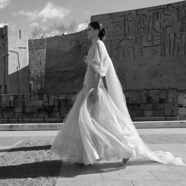  Madrid es Moda 2024 'ün açılış töreni sırasında Centro Cultural Conde Duque' da 12 Şubat 2024 'te İspanya' nın Madrid kentinde düzenlenen tören..