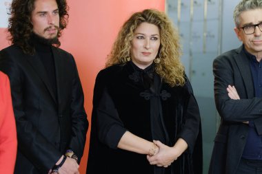 Estrella Morente, Enrique Morente Anma Fonu 'nu 28 Şubat 2024 tarihinde Madrid, İspanya' da bulunan Cervantes Enstitüsü 'ne miras bırakma töreninde.