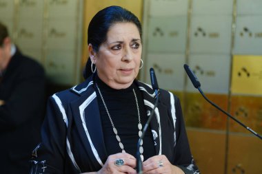  Aurora Carbonell, Enrique Morente Anma Fonu 'nu 28 Şubat 2024 tarihinde Madrid, İspanya' da Cervantes Enstitüsü 'ne miras bırakarak.