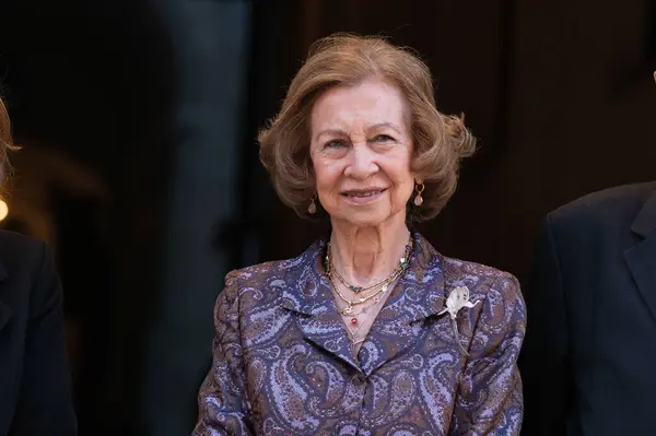 Koningin Sofia Neemt Deel Aan Iberoamerican Patronage Awards Van Callia Rechtenvrije Stockfoto's