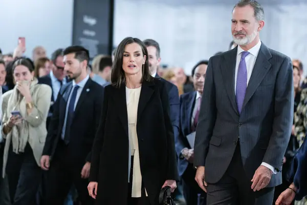2024年3月6日 西班牙女王莱蒂西亚和西班牙国王费利佩六世在西班牙马德里为2024年Arco艺术博览会揭幕 — 图库照片