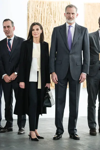 Rainha Letizia Espanha Rei Felipe Espanha Inauguram Feira Arte Arco — Fotografia de Stock