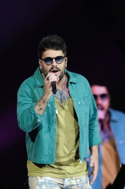 Manuel Carrasco, İspanya 'nın Madrid şehrinde 09 Mart 2024 tarihinde WiZink Center' da Bombai 100 