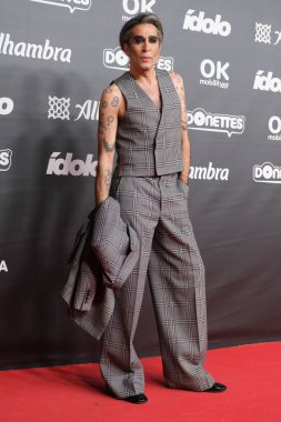 Mario Vaquerizo, İdolo Ödülleri 2024 yılının 14 Mart 2024 tarihinde Madrid 'de Principe Pio Tiyatrosu' nda yapılan fotoğraf çekiminde poz verdi.