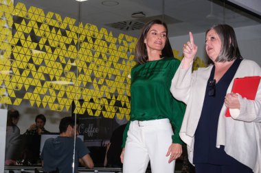  İspanya Kraliçesi Letizia, 21 Mart 2024 tarihinde Madrid İspanya 'da Espacio por Talento Digital, Fundacin' deki Erişilebilir Teknolojiler için DISCAPNET Ödüllerine katılmıştır.